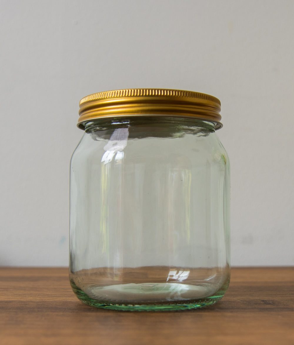 345ml jar candle in Gold Lid